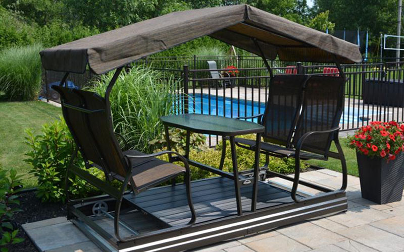 Glider Swing
