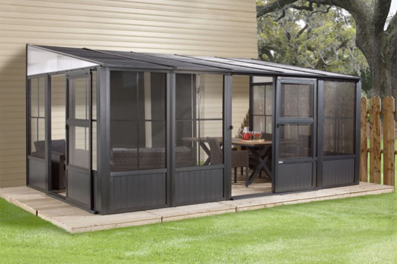 Charleston Wall Attached Enclosure
